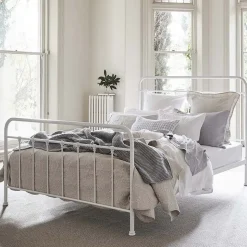 Alexander Queen Bed