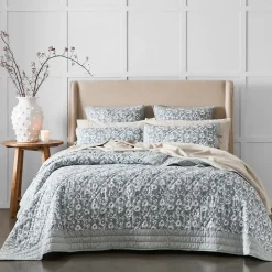 Amber Coverlet 240x260