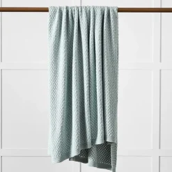 Ariel Throw