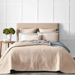 Aura Coverlet 240x260
