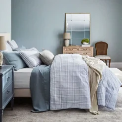 Bison Quilt Cover - Grey & White