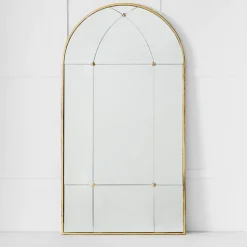 Calypso Curved Mirror