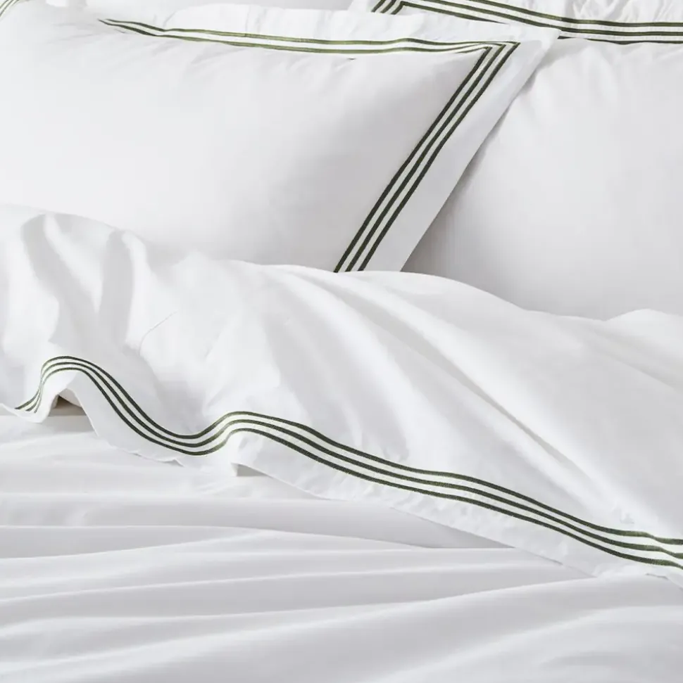 Chateau Quilt Cover - White & Forest