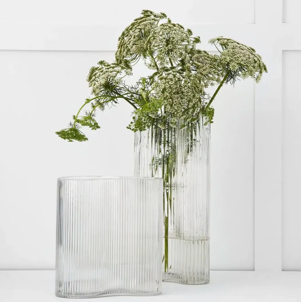 Christa Vase L