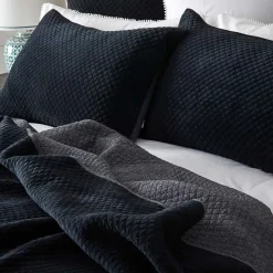 Harriet Coverlet 240x260
