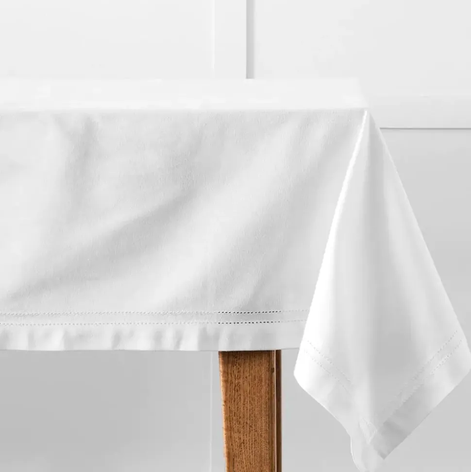 Hayman Tablecloth 150x220