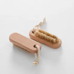 Immerse Nail Brush