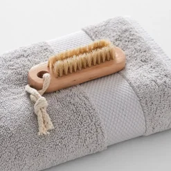 Immerse Nail Brush