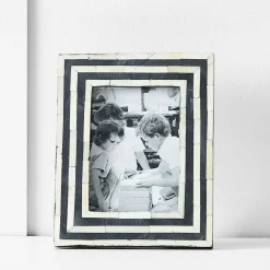 Jazzy Bone Frame
