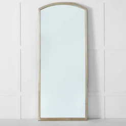 Maia Mirror