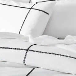 Metro Quilt Cover - White & Black