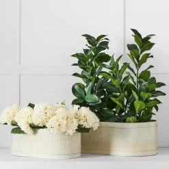 Montag Planter L