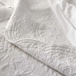 Pembroke Coverlet 240x260