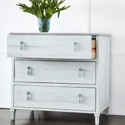Seymour Chest