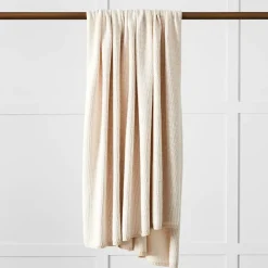 Sia Throw