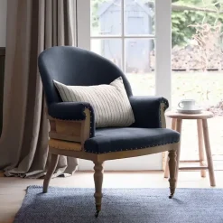 Wolfgang Armchair
